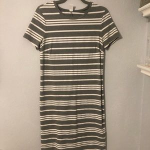 Grey T-shirt dress with white stripes